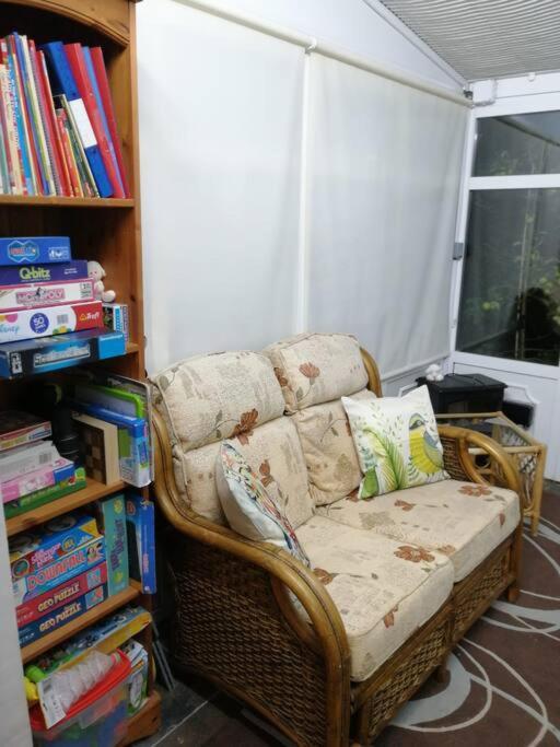 Welsh Miners Cottage Four Bedroom House Treherbert Exterior foto